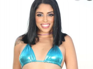 Vanessa Sky