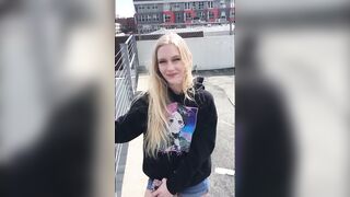 Web Cam Blonde Hoe Wants To Try Porn - BananaFever AMWF