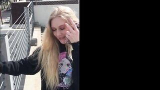 Web Cam Blonde Hoe Wants To Try Porn - BananaFever AMWF