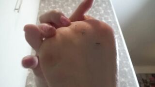 Crazy talking and showing my toes inside swedish