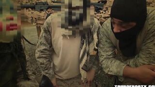 TOUR OF BUTT - American Soldiers enjoys The Company Of Cutie Arab Woman
