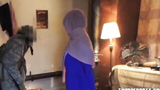 TOUR OF BUTT - American Soldiers enjoys The Company Of Cutie Arab Woman