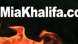 MIA KHALIFA - Big Boobed Arab Hottie Intimate Masturbation Scene
