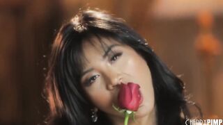 All Natural chinese Goddess Ember Snow Into A Bae Masturbation Show