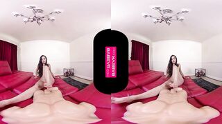BaBeVR.com Slim 18 Yo Georgia Jones Plays For And With You