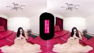 BaBeVR.com Slim 18 Yo Georgia Jones Plays For And With You