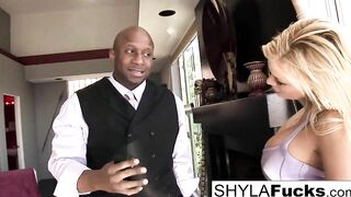 Beauty Shyla Stylez Takes A Huge Penis