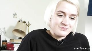 Luisa has a Squirting Explosion - ersties