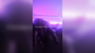 Pinay Lover fingers muna pampaantok