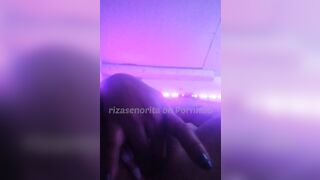 Pinay Lover fingers muna pampaantok