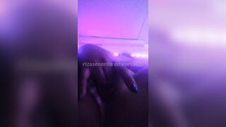 Pinay Lover fingers muna pampaantok