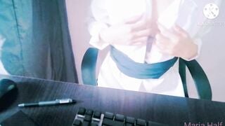 Malibog na pinay pasikretong nagfifinger sa office / Lusty pinay secretly finger into office