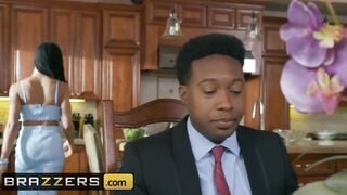 Brazzers - African Housewife Kira Noir Love Anal with White Penis