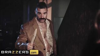 Brazzers - Goddess eastern Vampire Kendra Spade Craves Penis into Halloween Parody
