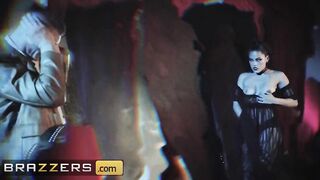 Brazzers - Goddess eastern Vampire Kendra Spade Craves Penis into Halloween Parody
