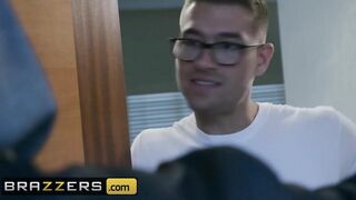 Brazzers - Thicc Booty Lela Sta Gets Filled up by Long Cock