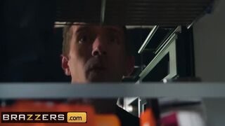 Brazzers - Phat Butt milf Georgie Lyall Takes Stepsons Huge Dick