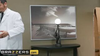 Brazzers - Doctor Exploites Long Tit Asain Nurse Gia Milana