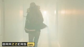 Brazzers - Huge Tit Firefighter Nicolette Shea Dominates Penis