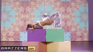 Brazzers - PAWG Hippe Karmen Karma Gets Analed