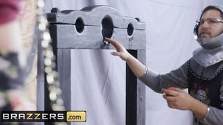 Brazzers - Thicc Pornstar Ivy Lebelle Cucks her boyfriend