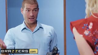 Brazzers - Slender Tiny House Wifey Chloe Cherry Cheats on her Ebony bf