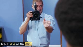 Brazzers - Slender Tiny House Wifey Chloe Cherry Cheats on her Ebony bf