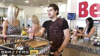Brazzers - Beauty Blonde mom Emma Starr Gets Banged into the Changing Room