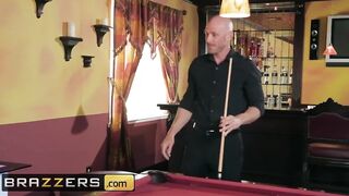 Brazzers - Alt Poolhall Scank Bonnie Rotten Works the Stick