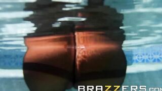 BRAZZERS - Franceska Jaimes Gets Oiled up and Booty Plowed Rough