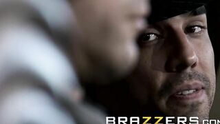 BRAZZERS - Kagney Linn Karter Gets her Asshole Gaped