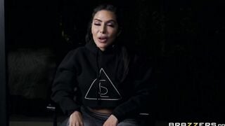 Brazzers House Season three Ep4 - Alexis Fawx Hosts a Crazy Sex Group Sex