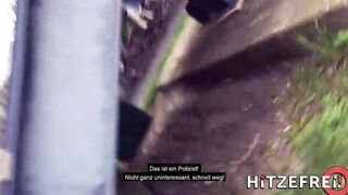 HITZEFREI.dating CAUGHT by POLICE: Blonde cunt with mouth Pounded OUTDOORS (Arteya)