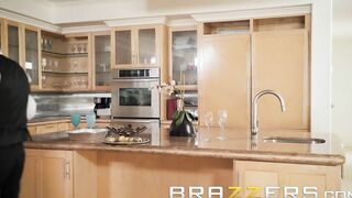 Brazzers - Jessie Wylde Fucks the help