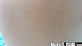 Mofos - Lets Try Anal - Tall Blonde Kelly Paige loves anal after a swim