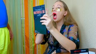 Step sister Gets Cum on her Hair and uses Sperm as a mask