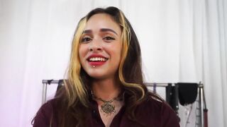 The Hot Salo and her experiences with girlfriends. Knowing her will make your cock rough