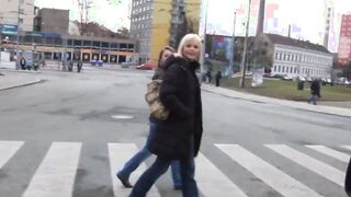 Jenica im Bumsbus abgeschleppt und entjungfert