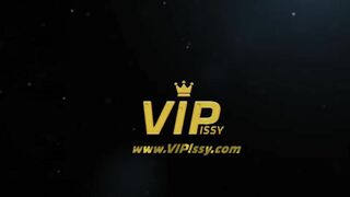 sexy Lesbians Share Piss Showers Inside Wc