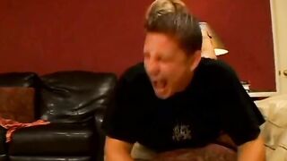 Bimbo gets cummed on face after blowing and ride
