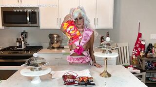Willow Lansky's Topless Food Reviews Lays Spicy Korean Ramen Chips, Lays Wagyu Steak Chips, & Lays Max Ghost Pepper Chips