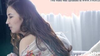 Sensational deep and gentle pink penetration makes student Shelby cum