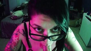 Sex Toy Blowing while i'm online