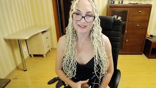 Penis craving hoe (fake-dick training)