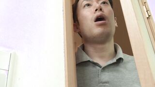 先っぽまでは挿入させてくれる母とのギリギリ相姦　鮎川るい