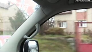 So fickt deine kleine Schwester mit fremden !