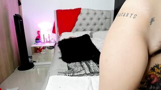 Slutty Colombian red haired webcamer with huge boobs and a long as