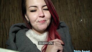 Outdoor Agent Babe Dog Owner Seeks Help but Gets Boned Rough