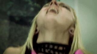 Dyke Jenni Lee fucks with a hot vibrator with Faye Runaway