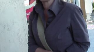 chinese mom Miako dark hair eighteen blows and fucks penis
